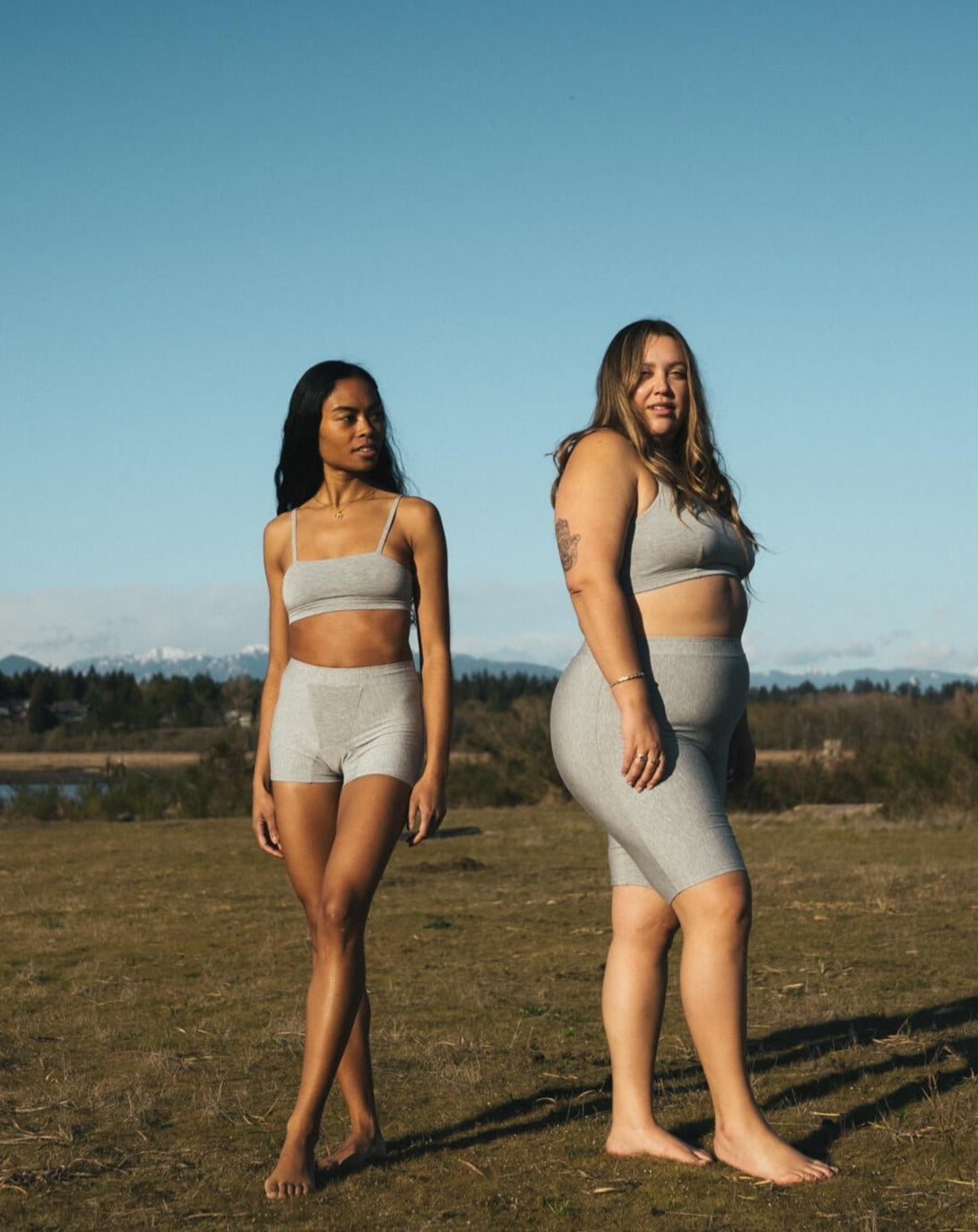 Grey | (Left) Model is wearing size XS, (Right) Model is wearing size 2XL