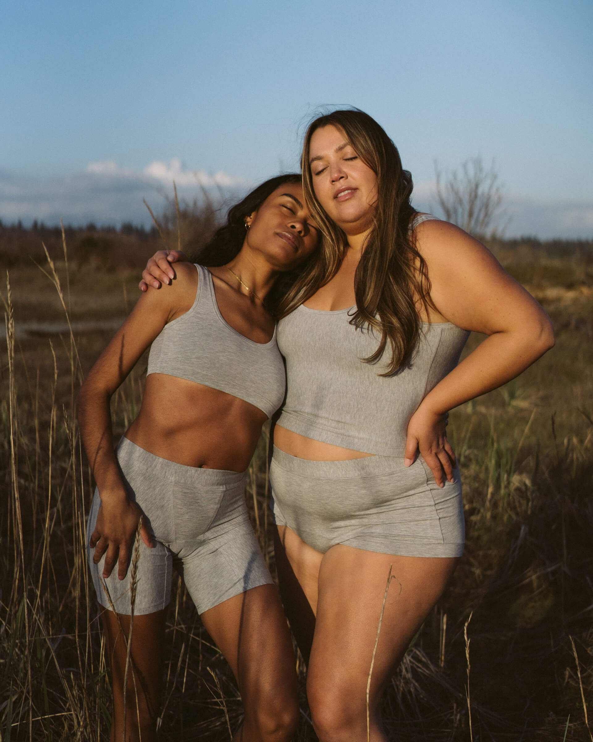 Grey | (Left) Model is wearing size XS, (Right) Model is wearing size 2XL